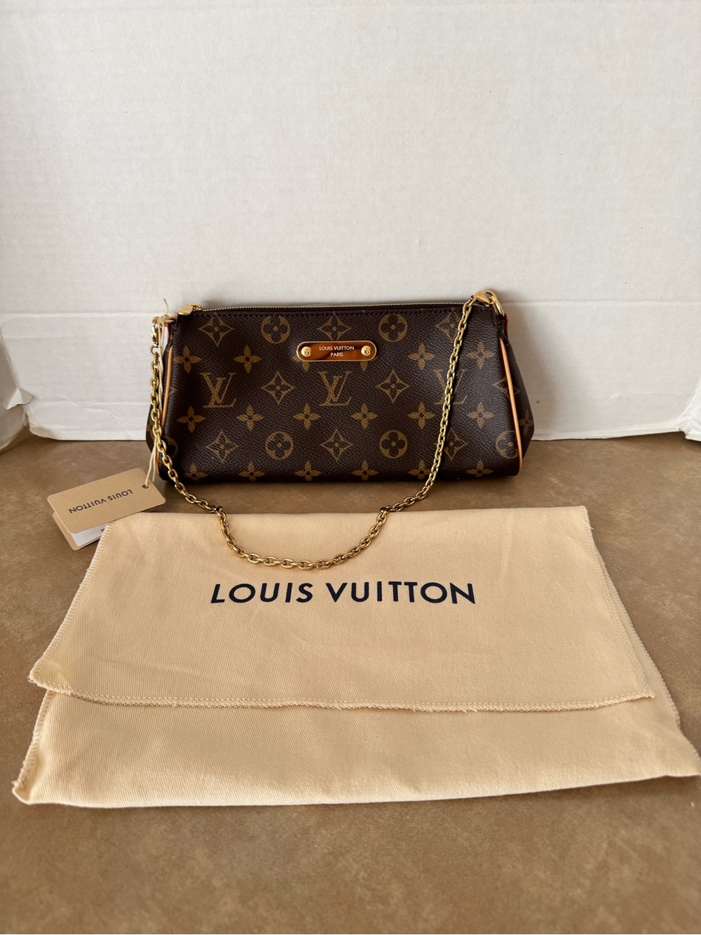 Louis Vuitton Pochette Eva M13567 *NWT* - Picture 2 of 15